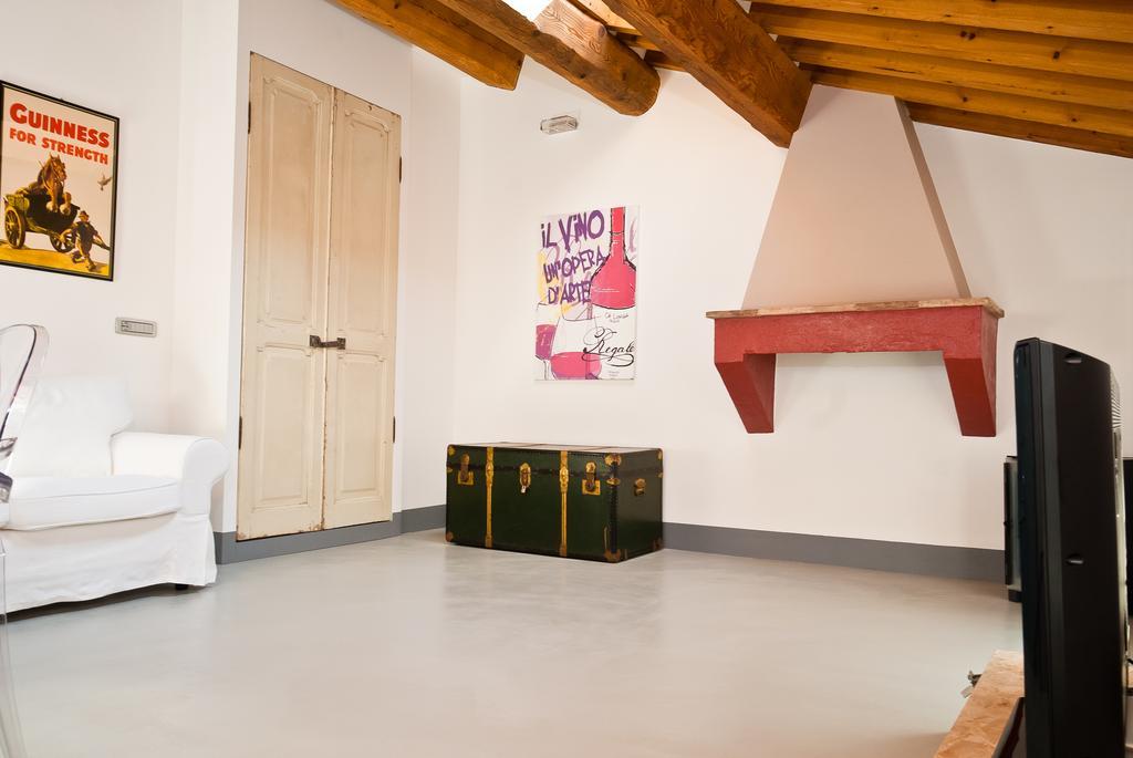 Callegherie 21 Boutique B&B Имола Стая снимка